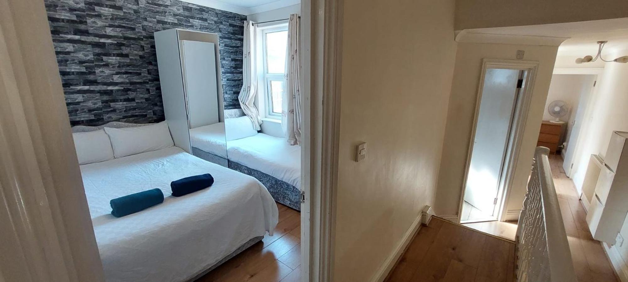 Two Bedroom Flat St Andrews Road 伦敦 外观 照片